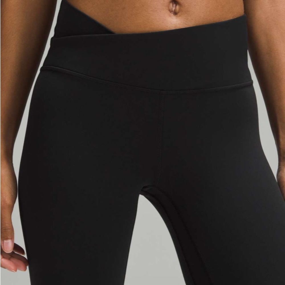 ✨Lululemon Align Asymmetrical-Waist Pant 25" Black size 8